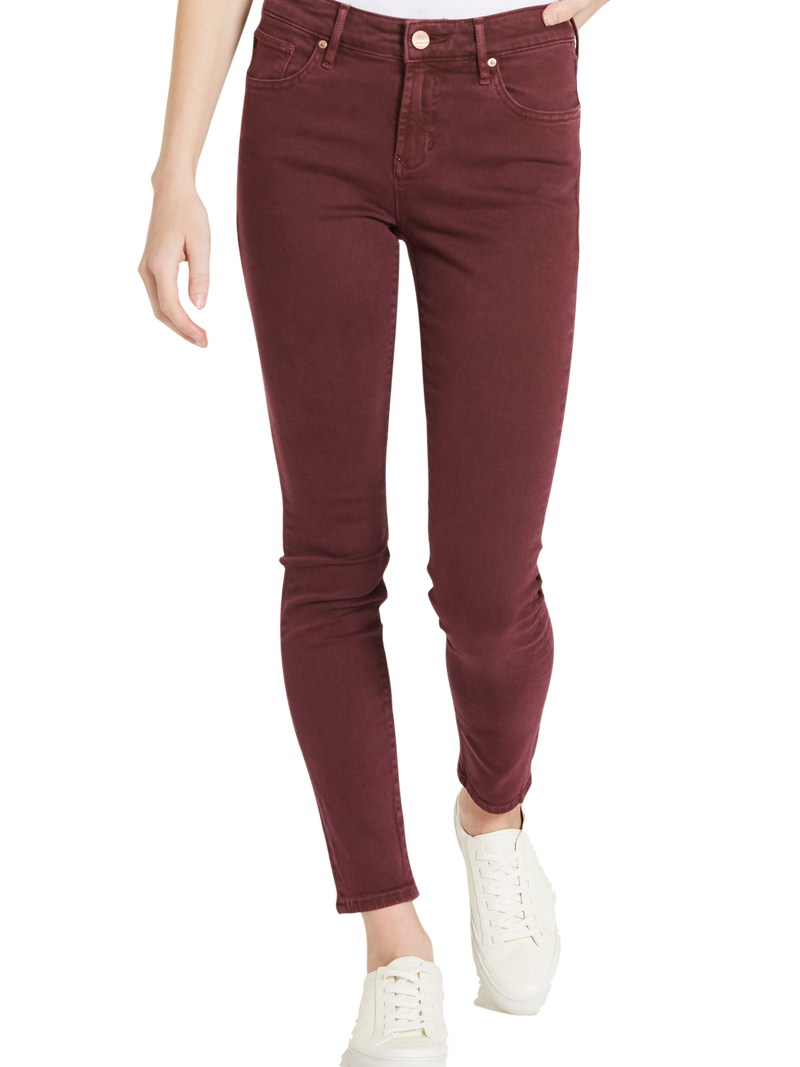 Dear John Gisele jeans in Cabernet color