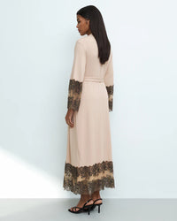 Effetto Lingerie-Almond Milk Night Bloom Long Sleeve Robe