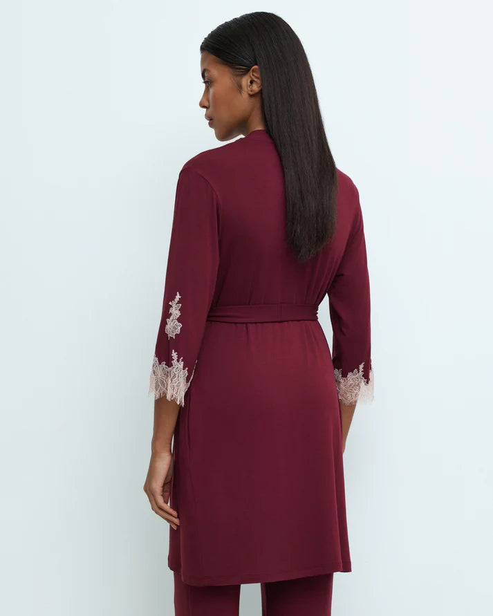 Effetto Lingerie-Cherry Lacquer Gone with the Wind 3/4 Sleeve Robe