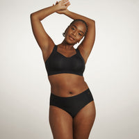 Evelyn & Bobbie Beyond Bra in Black – front view