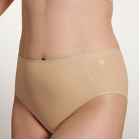 Evelyn & Bobbie High Waisted Retro Bikini in Sand – detail view