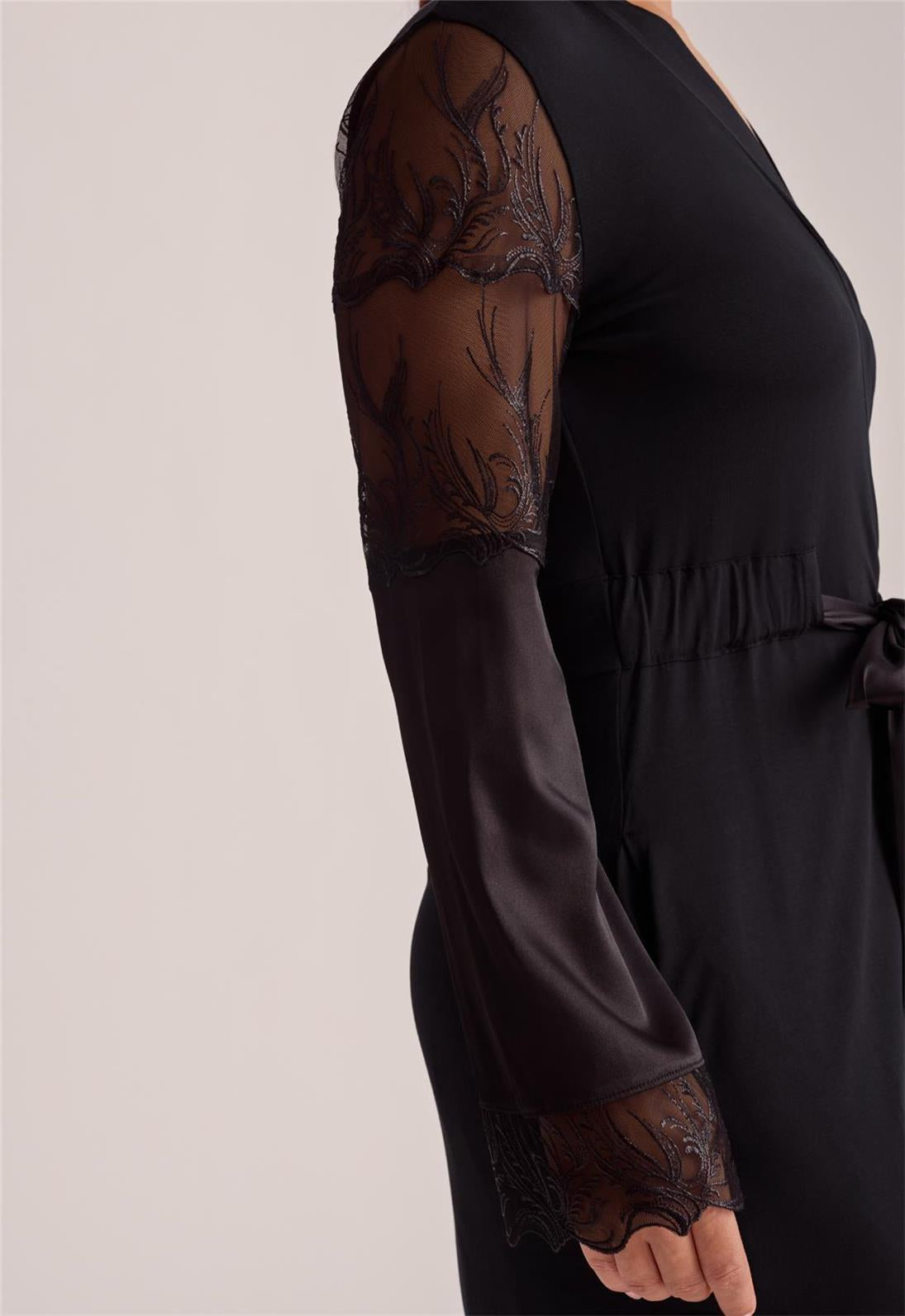 Fleur’t Desire Kimono style 6325 in Black – official product view 5
