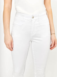 Frank Lyman White Denim Jeans Style 213126U
