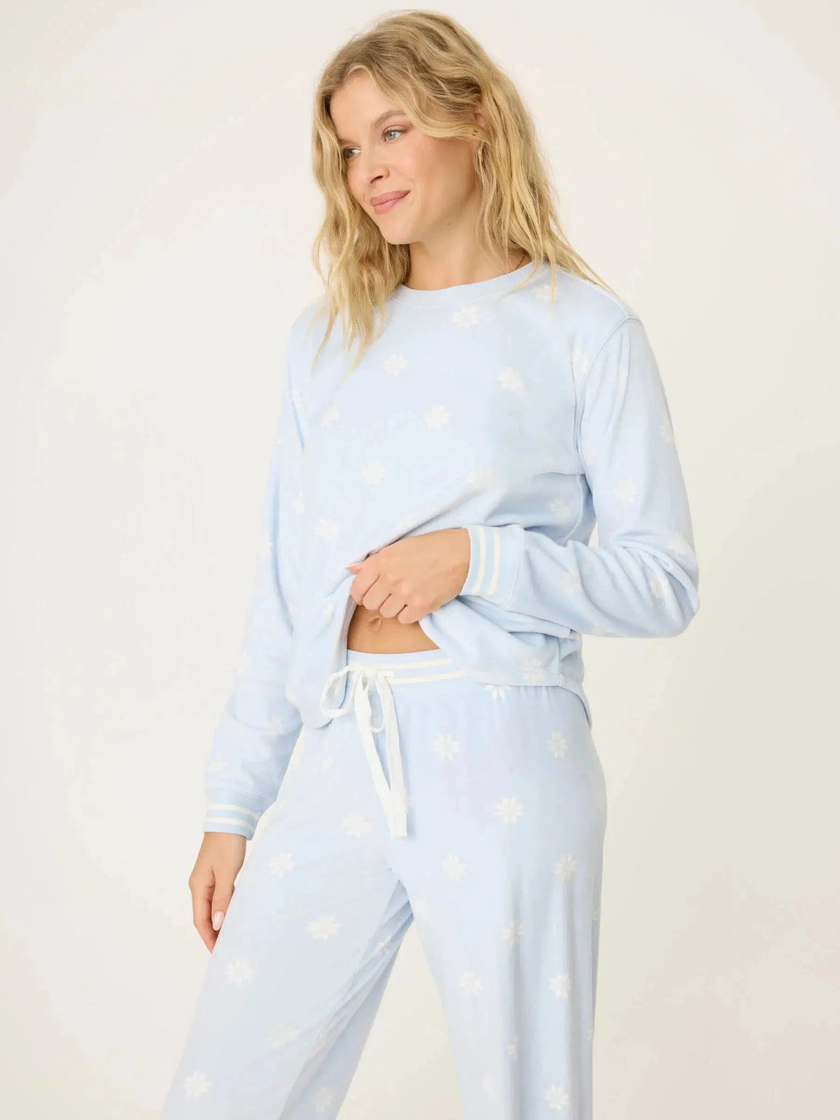 Apres All Day Velour Long Sleeve Top
