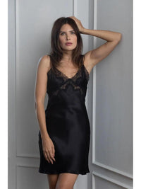 Samantha Chang Black Classic Silk Chemise