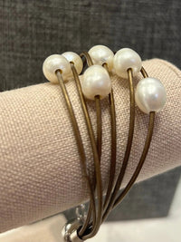 Leather Pearl Bracelet
